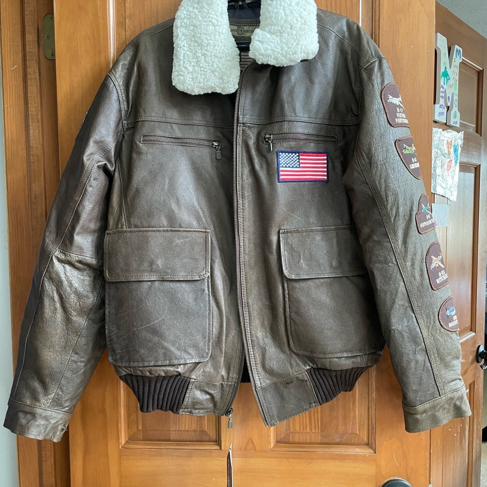 WWII Bradford Exchange Bomber jacket, NWT.